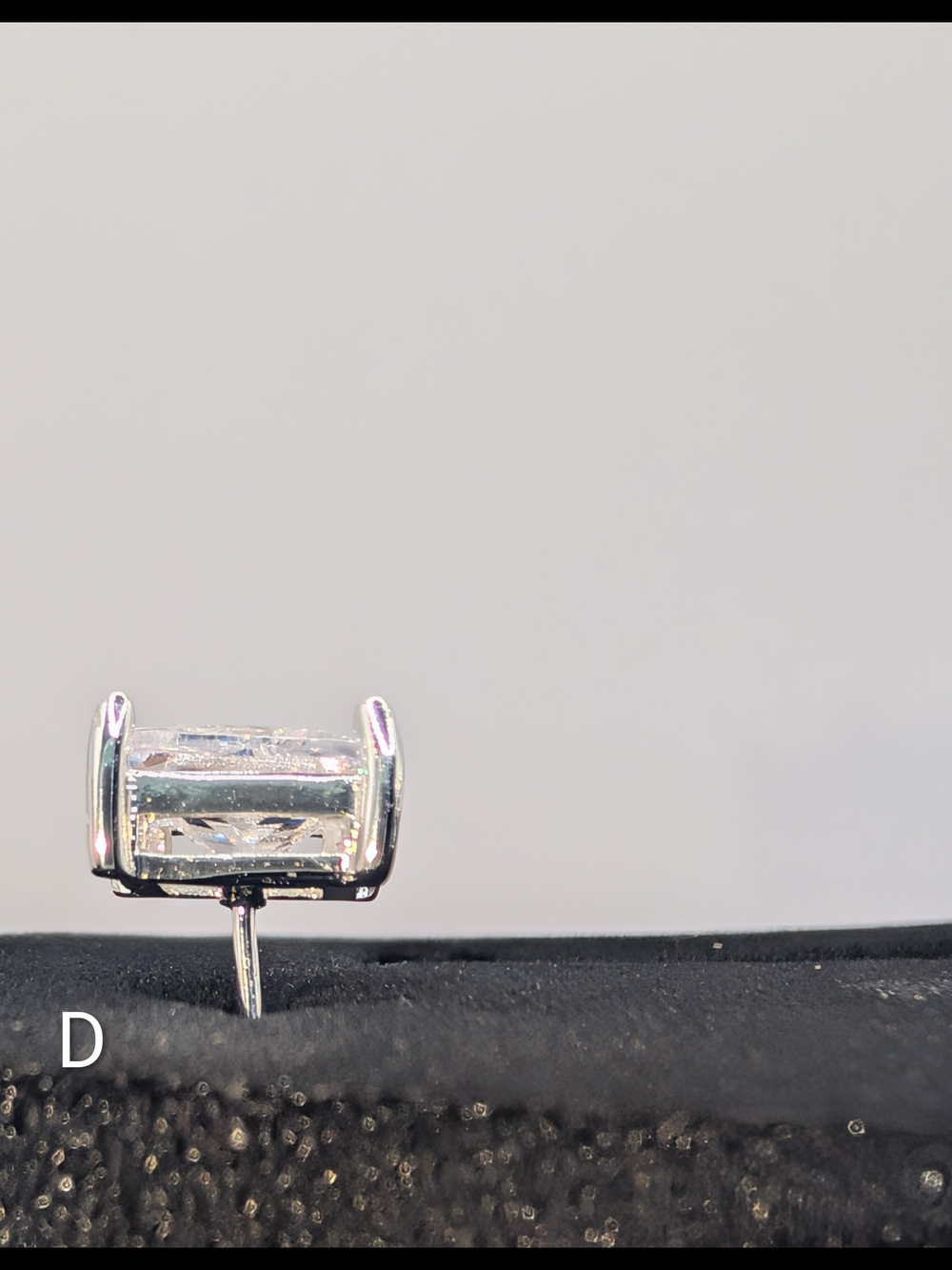 ✨CHOOSE ONE- 18K White Gold Plated Studs - Picture 10 of 11